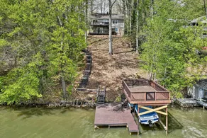 Waterfront Cottage w/ Boat Dock & 3 Decks! - Interiør