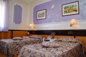 Benny Hotel - Chambre