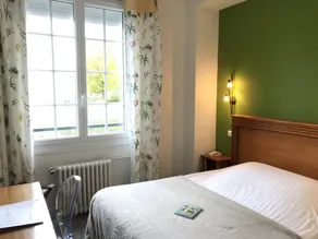Logis Hôtel Les Airelles Neufchâtel En Bray - Værelse