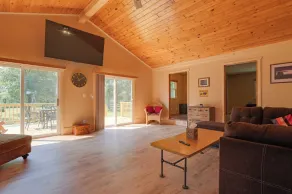 Lake Access & Private Dock: Brand New Minong Home - Innvendig