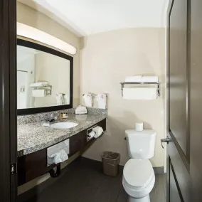 Western Star Inn & Suites Esterhazy - Bathroom