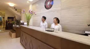 Rising Dragon Legend Hotel - Receção