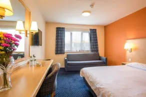 Metro Inns Huddersfield - Chambre