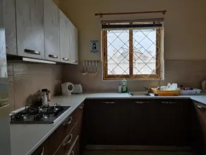 EEM student Guest House (shared rooms) - Private kitchen