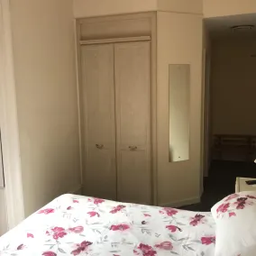 Dorstan House - Room