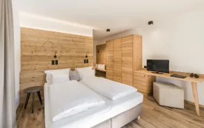 Hotel Weisses Rössl - Cavallino Bianco - Adults Only - Rum