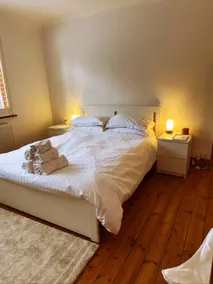 Stylish Happiness Home - Surrey - Chambre