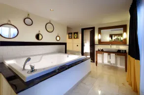 Grand Palladium Lady Hamilton Resort & Spa - All Inclusive - Room