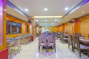 Fabhotel Yagna Residency - Restaurant