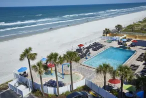 Holiday Inn Resort Daytona Beach Oceanfront by IHG - Piscina