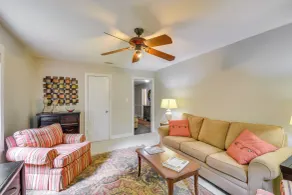 Cozy Fairhope Retreat w/ Patio & Grill! - Interiör