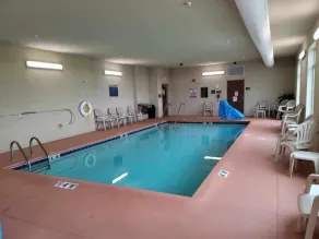 Cobblestone Hotel and Suites - Jefferson - Pool