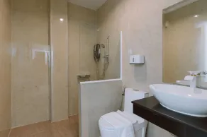 The Cape Hotel - Bathroom