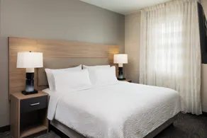 Candlewood Suites Miami - Doral by IHG - Room