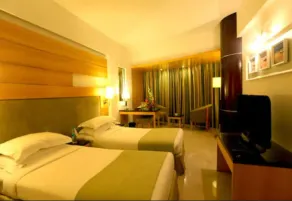 Peninsula Grand - Room