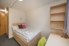 University Hall - Habitación