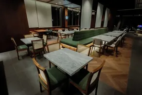 Jiro Hotel - Restaurant