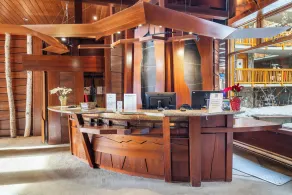 Fox Hotel and Suites - Rezeption