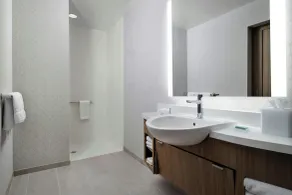 SpringHill Suites by Marriot Troy Dayton - Salle de bain