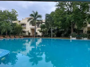 The Royal Retreat Resort & Spa - Piscine