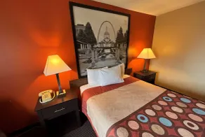 Super 8 by Wyndham Du Quoin - Rom
