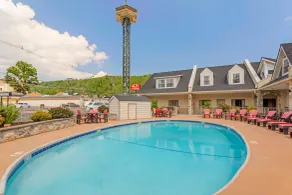 Econo Lodge Inn & Suites Gatlinburg at the Convention Center - Piscine