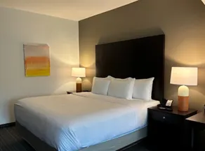 Comfort Inn & Suites Verona at Turning Stone Resort Casino - Quarto