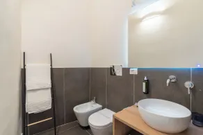 La Dimora di San Nicola Ortigia Boutique Apartments - Terrace & Jacuzzi Access - Bathroom