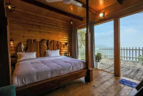 Koro Treehouse Resort Luxury Jacuzzi Cottages and Jacuzzi Villas - Room
