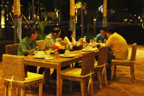 Kinaara Resort & Spa - Restaurant