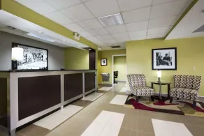 Super 8 by Wyndham Calhoun - Hall