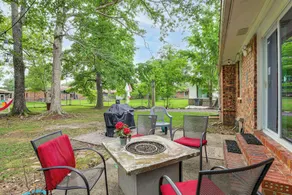 Large Yard & Fire Pit! Pet-friendly Home in Ladson - Interiör