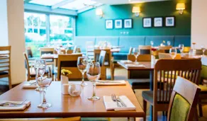 Drayton Manor Hotel - Restaurant