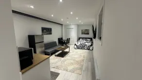 Cozy Studio Retreat in Scenic Georgina, Canada - Habitación