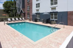 Candlewood Suites Miami - Doral by IHG - Piscine