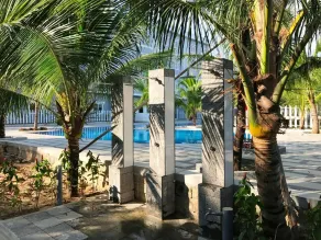 Oceanward Hotels & Resorts - Piscine