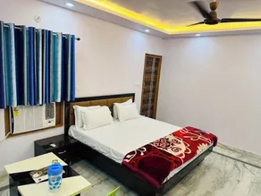 Hotel Pink Paradise - Room