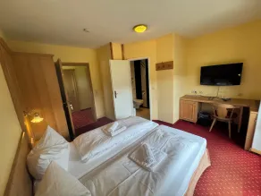 Landhotel Alte Post - Room