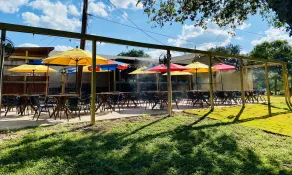 Maven's Inn & Grill - Restaurant