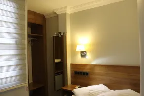 Nur Hotel - Room