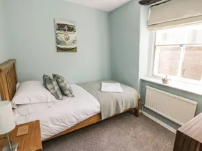 9 Tower Street - Room