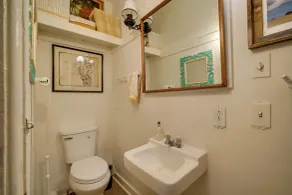 Gorgeous Victorian-Style House w/ Hilltop Pool! - Interiør