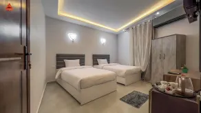 pyramids tower view inn - Room