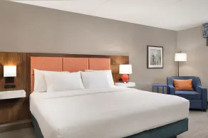 Hampton Inn Bloomsburg - Room