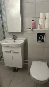 Gentofte Cozy Private Apartment - Bathroom