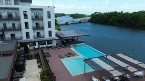 Grand Resort & Residences - Piscina
