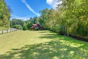 Cabin w/ Hot Tub + Fishing Pond in Del Rio! - Interiör