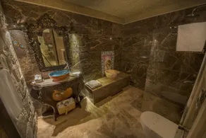 Elika Cave Suites & Spa - Bathroom