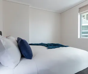 Oaks Brisbane Casino Tower Suites - Room