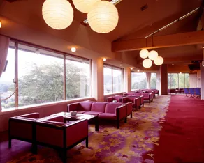 New Hakkeien - Lobby sitting area